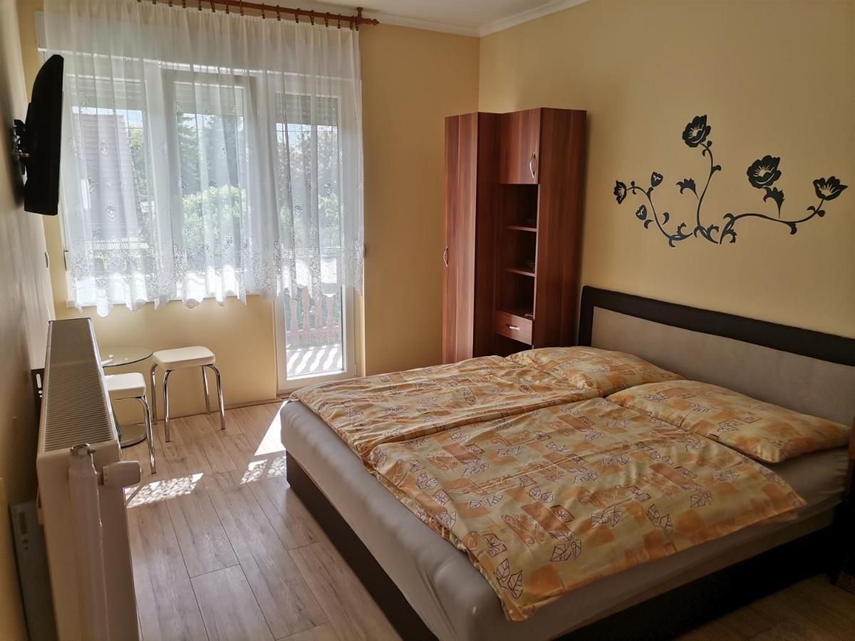 Lea Apartman Harkany Exterior photo