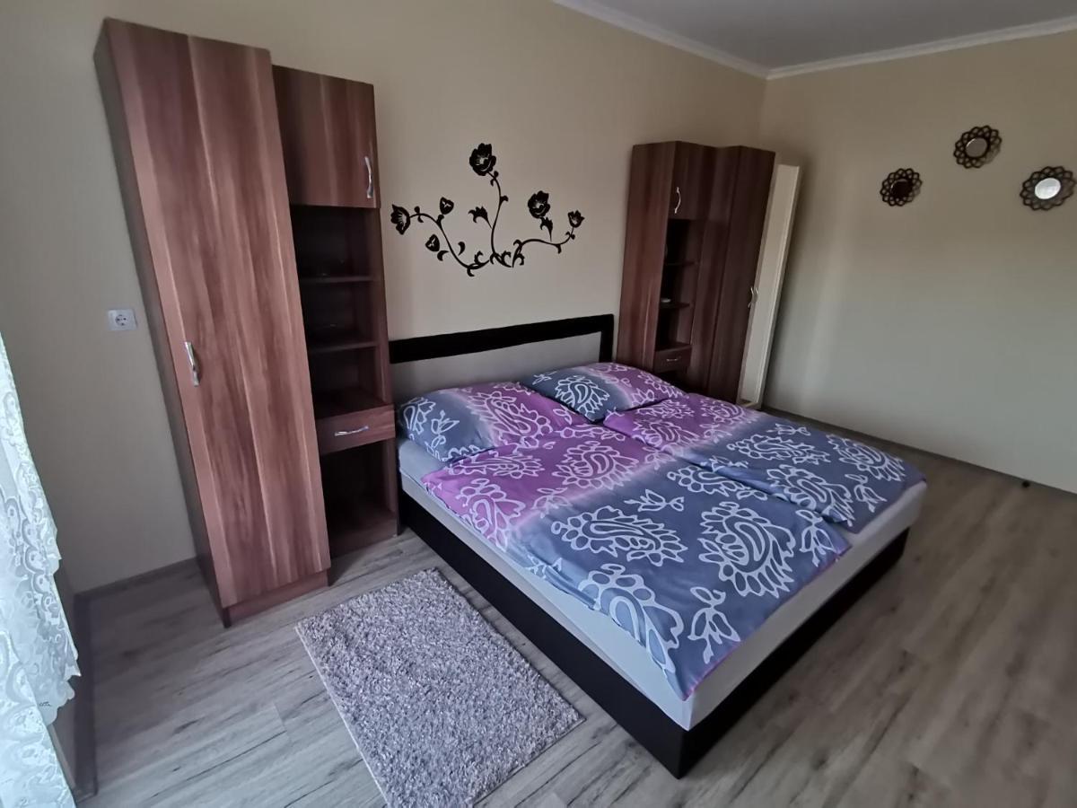 Lea Apartman Harkany Exterior photo