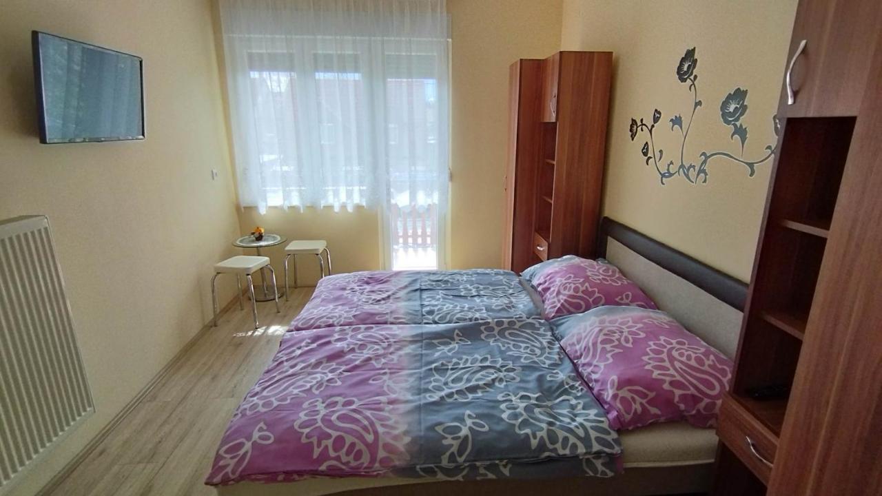 Lea Apartman Harkany Exterior photo